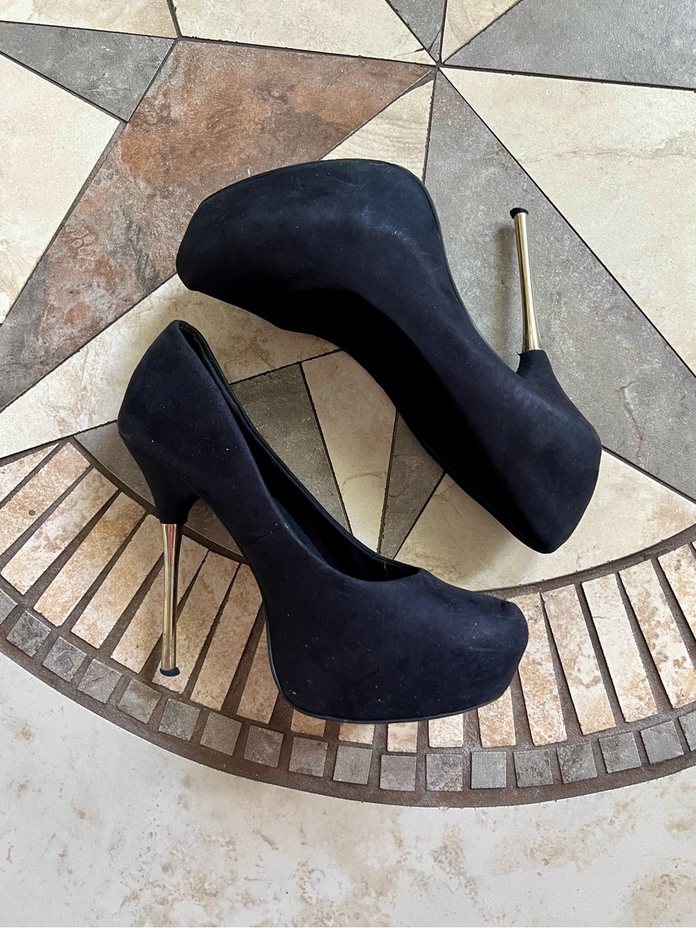 Black Suede Stiletto Pumps size 7